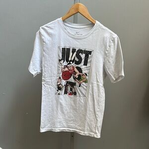 Nike Just Do It Anime Basketball Graphic Tee Men’s Small - White